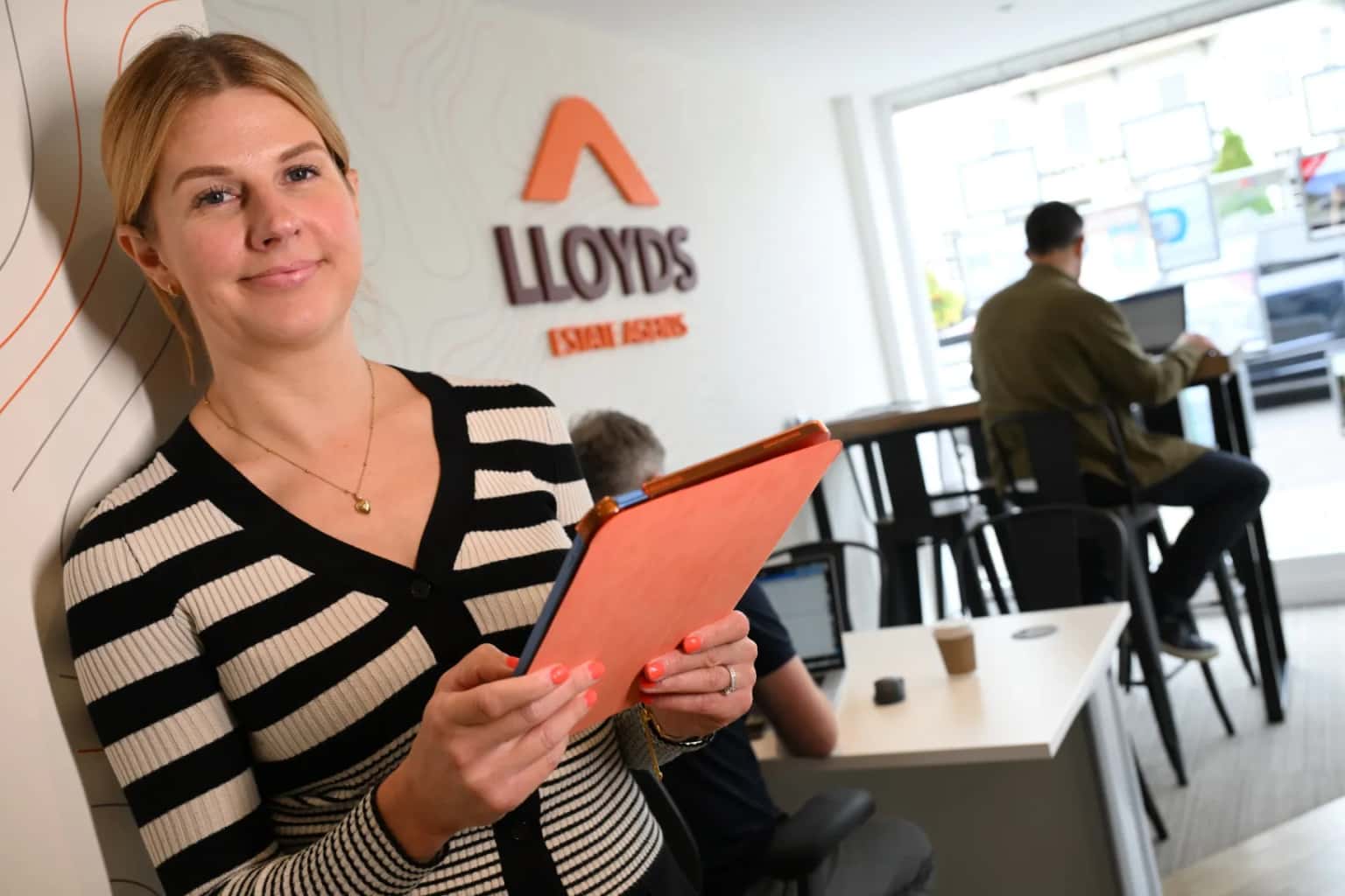 Instructing a solicitor (conveyancer)