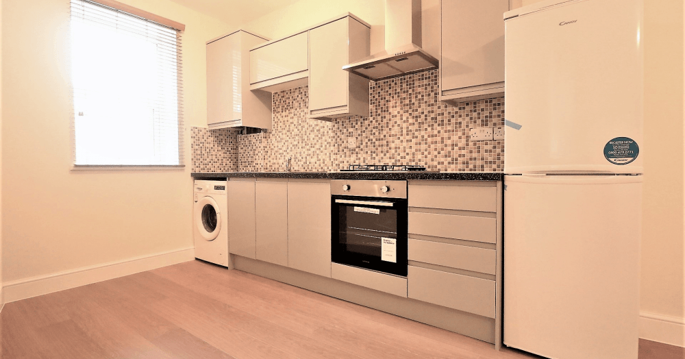 TO LET: Modern one bedroom apartment located just a 10 min walk to Aldgate East tube! TO LET: Modern one bedroom apartment located just a 10 min walk to Aldgate East tube!