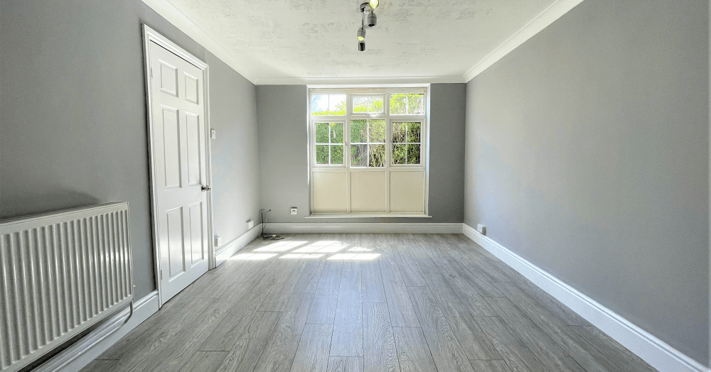 TO LET: Refurbished three bedroom split level maisonette in Bethnal Green > Great location! TO LET: Refurbished three bedroom split level maisonette in Bethnal Green > Great location!