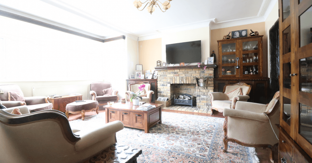To Let!!! South Woodford E18 - Huge 5 Double bedroom House, Large Garden & Parking! To Let!!! South Woodford E18 - Huge 5 Double bedroom House, Large Garden & Parking!